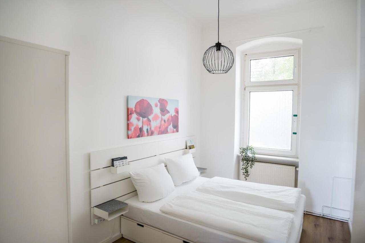 Spacious In Mitte For 6 Berlijn